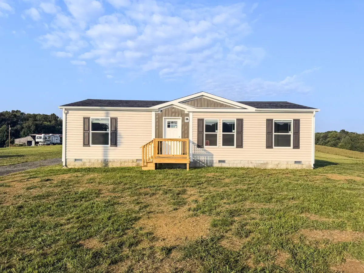 1143 Nimm Rd, Red Boiling Springs, TN 37150 - #1