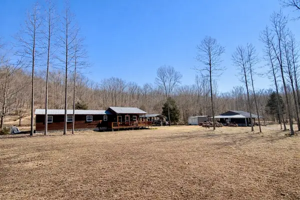 664 Russ Valley Rd, Lobelville, TN 37097