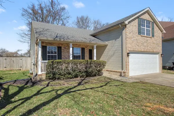 135 Sumner Meadows Ln, Hendersonville, TN 37075