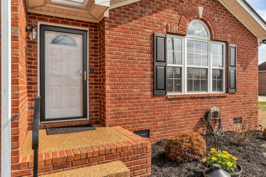 115 Irish Oaks Dr, Portland, TN 37148 - #2