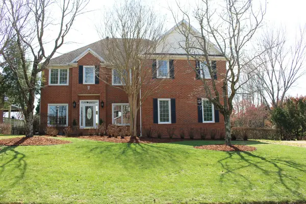 201 Dandridge Dr, Franklin, TN 37067