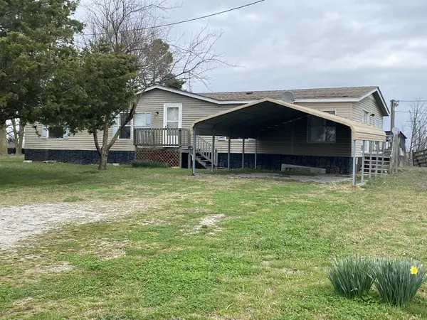 42 Oaks Rd, Ethridge, TN 38456