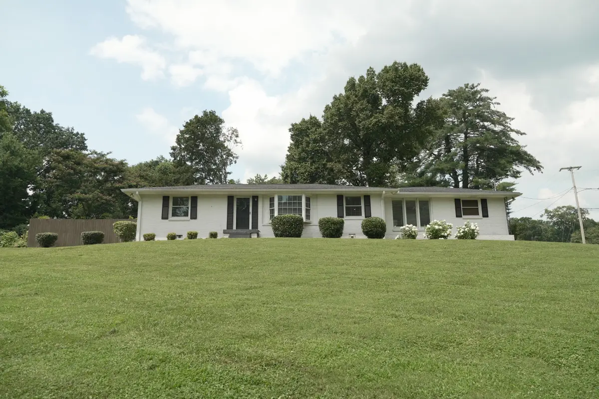 301 Bramblewood Dr, Nashville, TN 37211 - #1