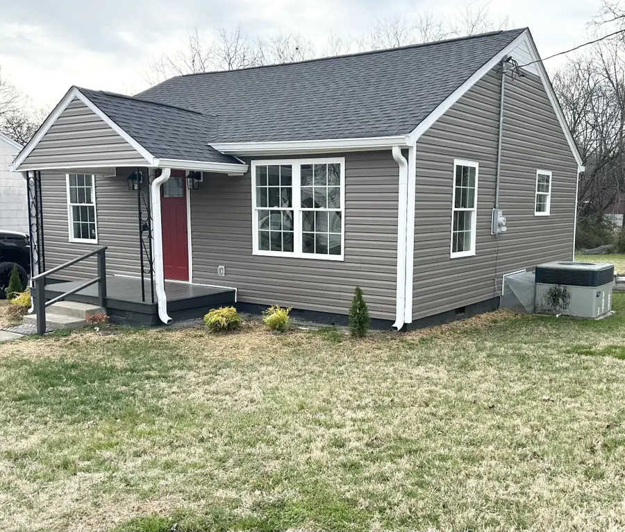 108 Elizabeth St, Shelbyville, TN 37160 - #2