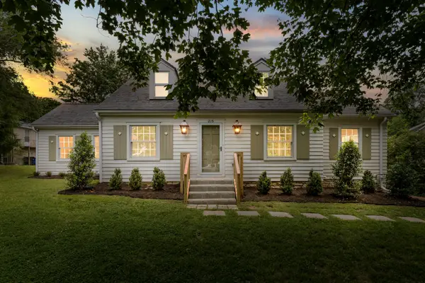 215 Lewisburg Ave, Franklin, TN 37064