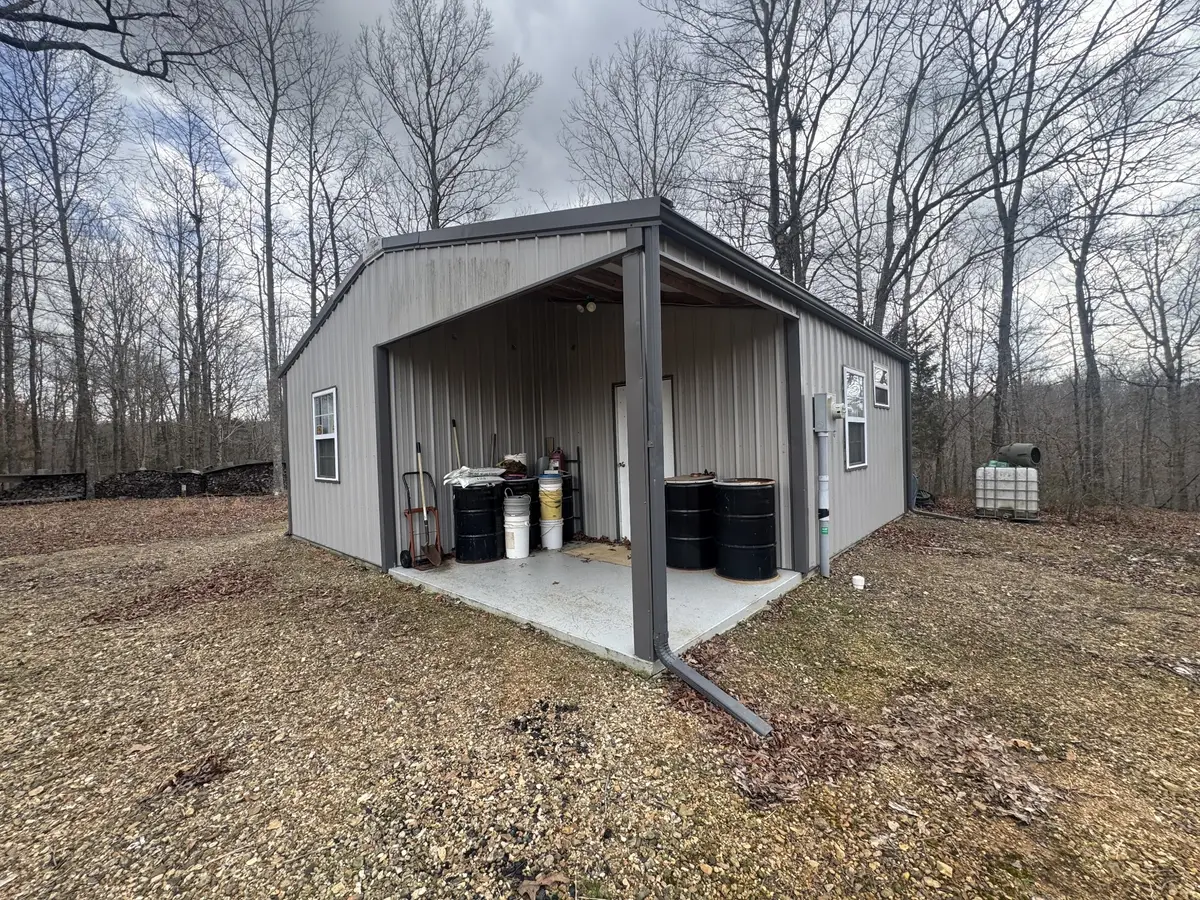 323 Graham Rd, Cumberland City, TN 37050 - #1