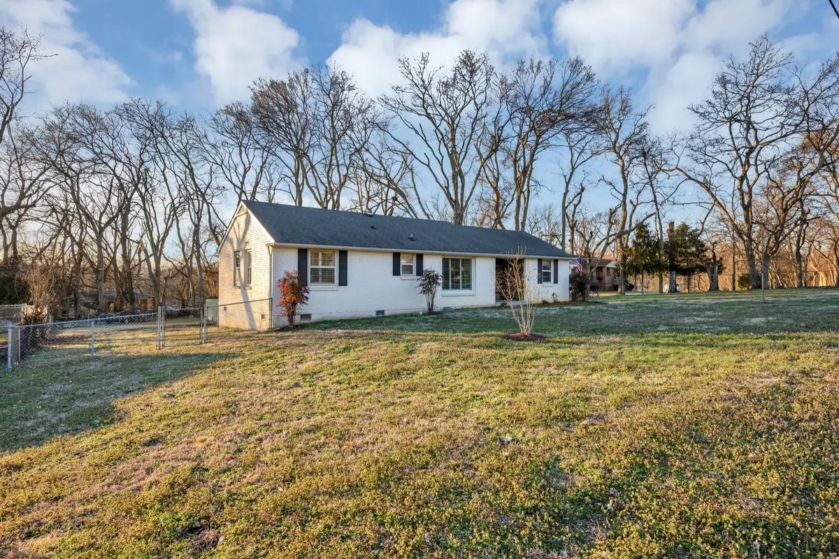 304 Michael Dr, Nashville, TN 37214 - #1