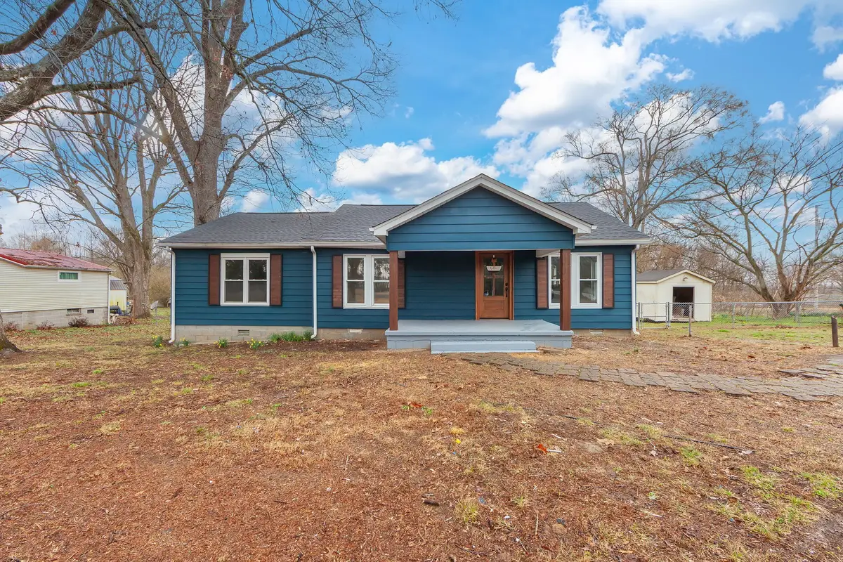 28 Mount Orange Rd, Trenton, TN 38382 - #1