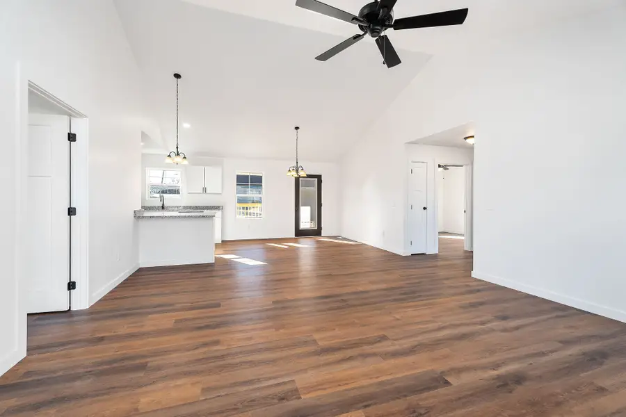 127 Sky View Meadow Dr, Crossville, TN 38555 - #2