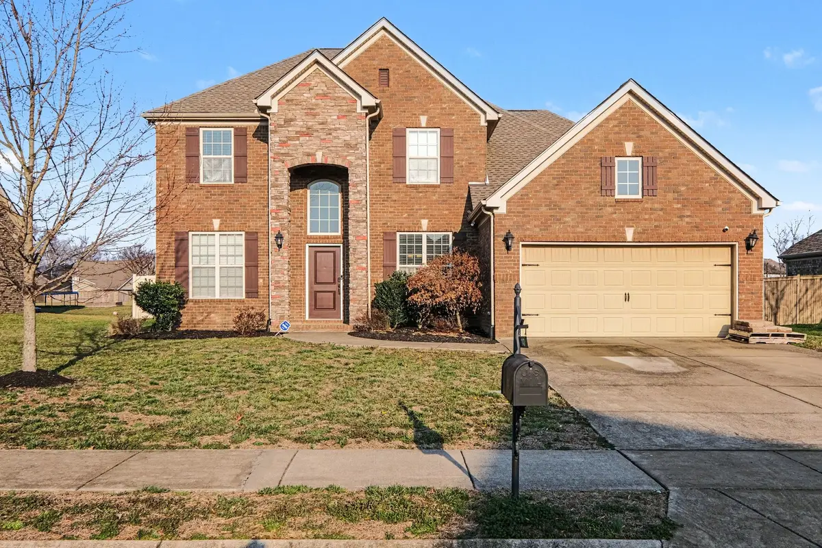 1043 Brixworth Dr, Thompsons Station, TN 37179 - #1
