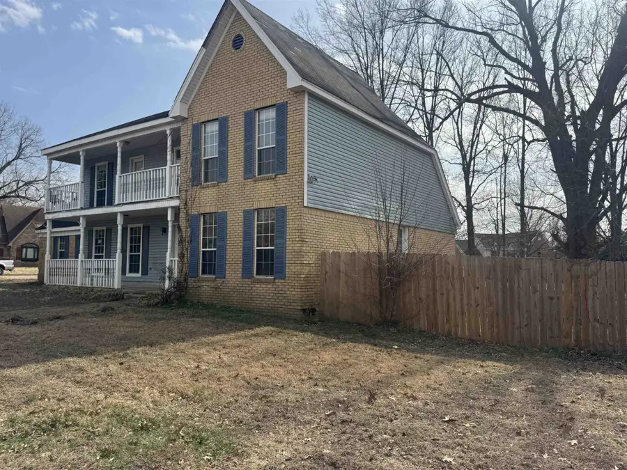 6150 Woodstock Hills Dr, Millington, TN 38053 - #2