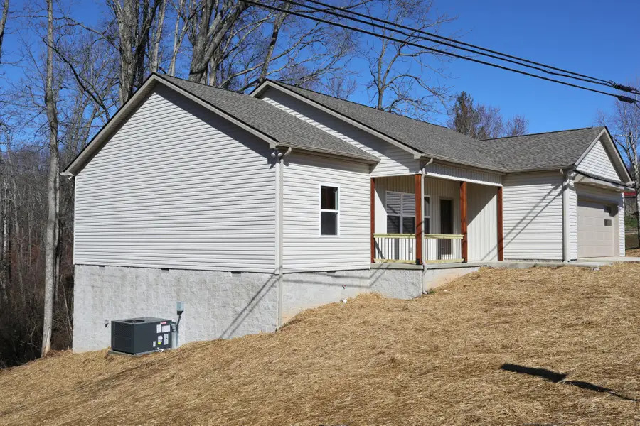 8634 Holmes Creek Road, Smithville, TN 37166 - #3