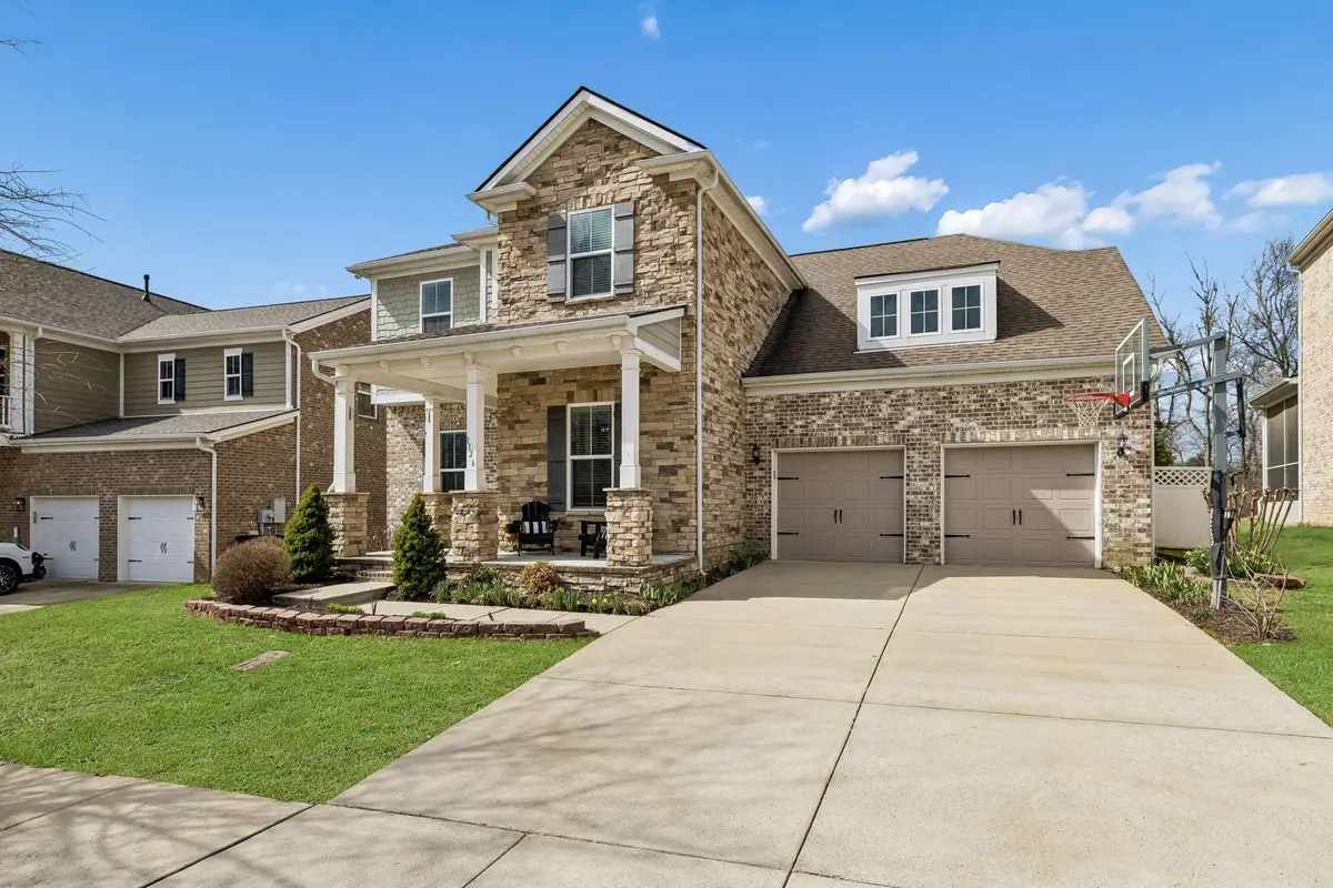1126 Amelia Park Dr, Franklin, TN 37067 - #1