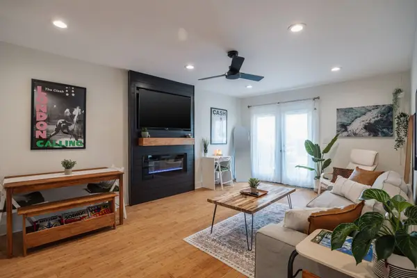 540 N 2nd St #102, Clarksville, TN 37040