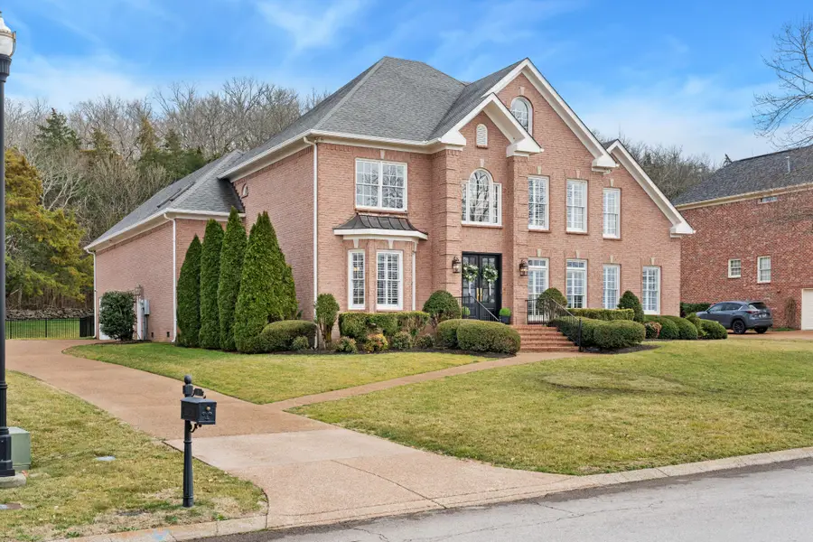 116 Gardengate Dr, Franklin, TN 37069 - #2