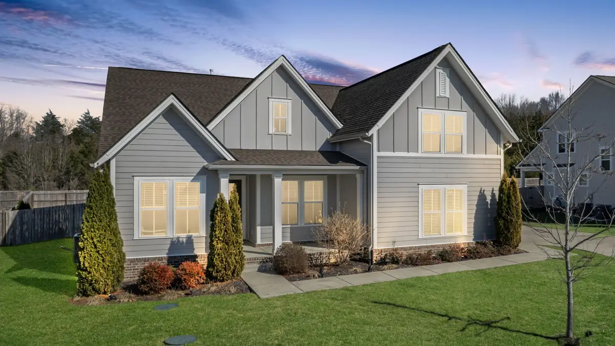 511 Oakvale Ln, Mount Juliet, TN 37122 - #1