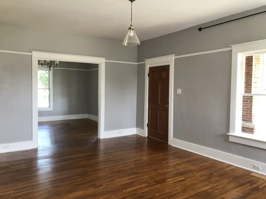 121 N Cedar St, Winchester, TN 37398 - #3