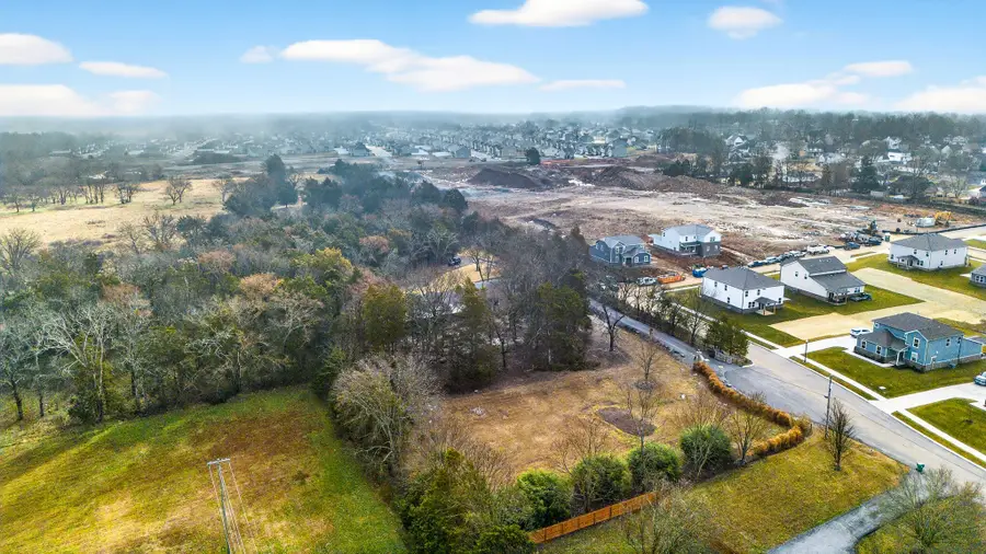 719 Hancock Ln, Lebanon, TN 37087 - #2