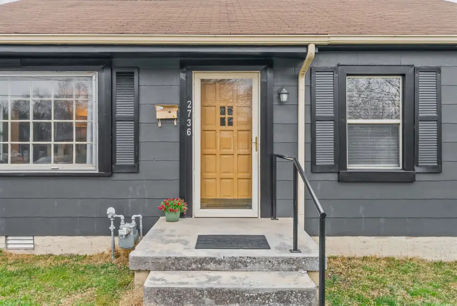 2736 Nelson Dr, Hopkinsville, KY 42240 - #2