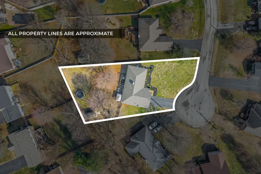 1407 Oak Tree Ct, Hopkinsville, KY 42240 - #3