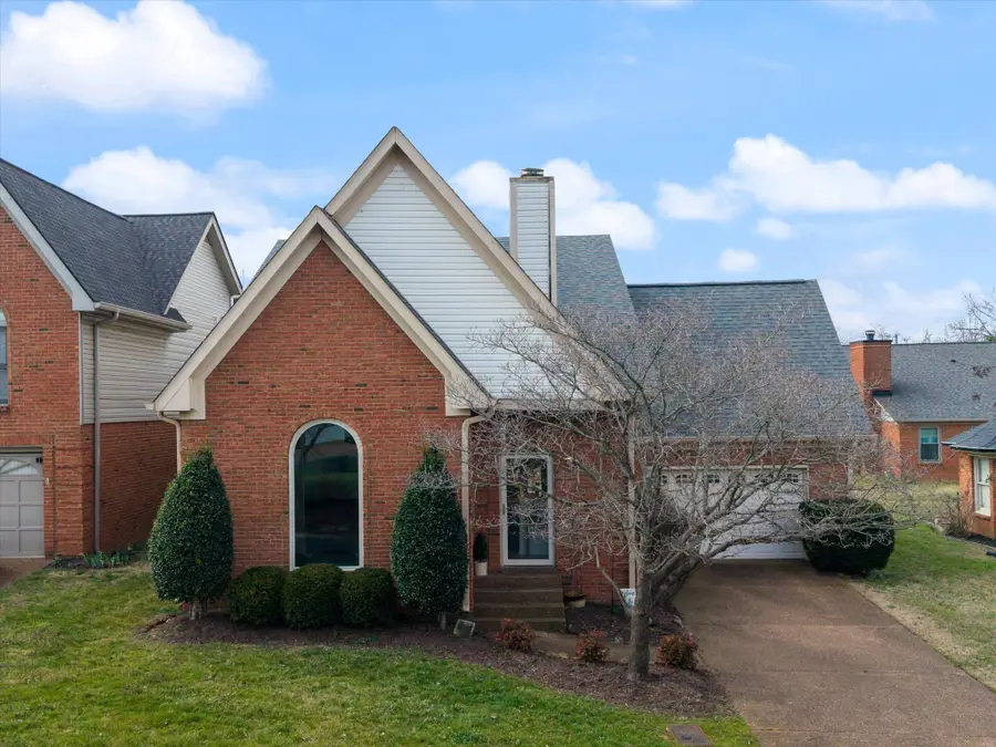 802 S Chestnut Ct, Hermitage, TN 37076 - #3