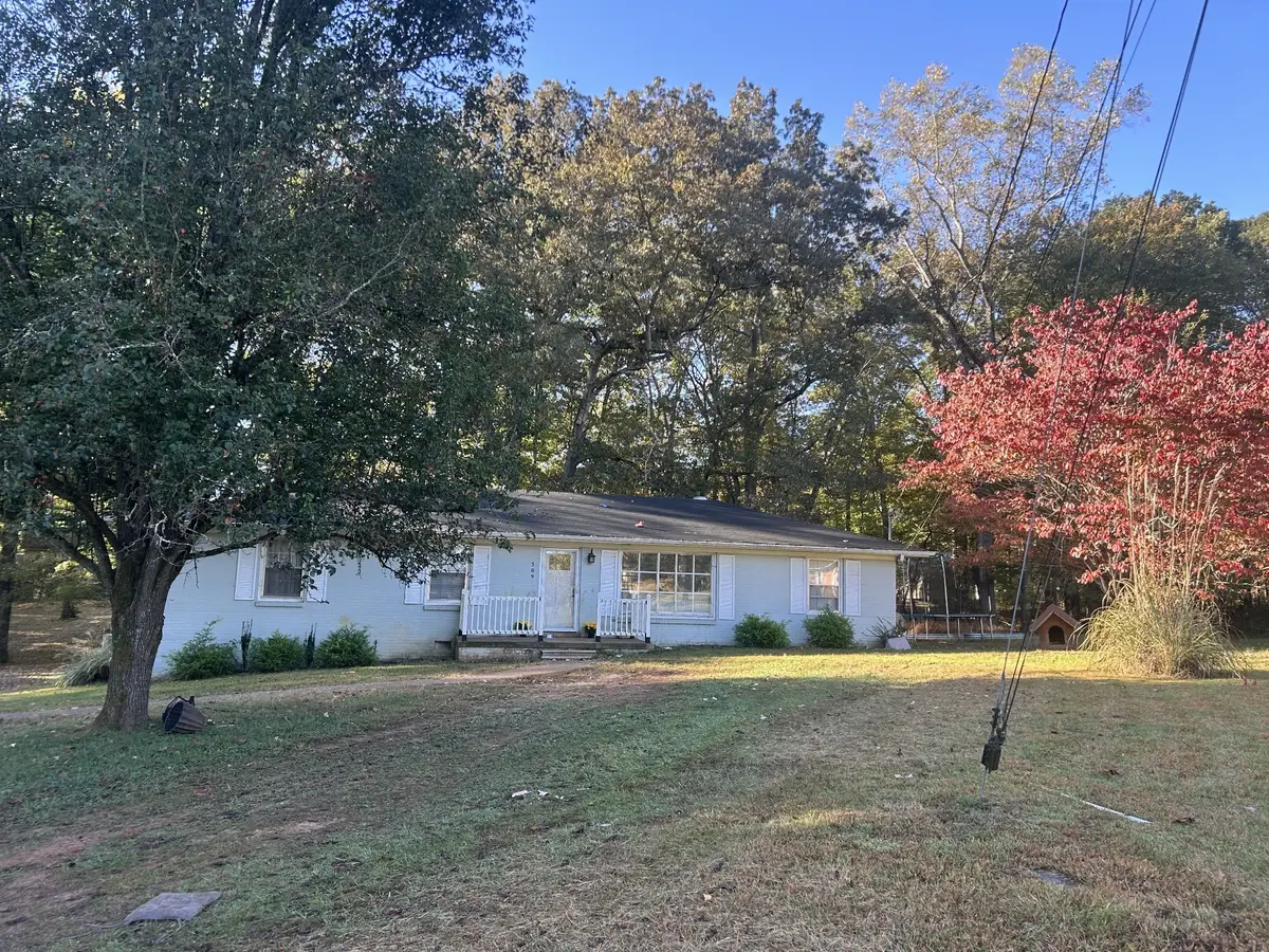 309 Stella Ave, Lawrenceburg, TN 38464 - #1