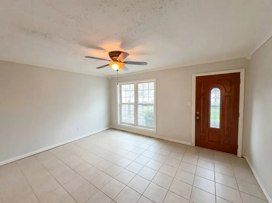 418 Malvin St, Gallatin, TN 37066 - #3