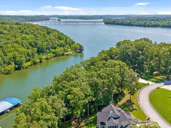 15887 Channel Pointe Drive, Bakewell, TN 37373