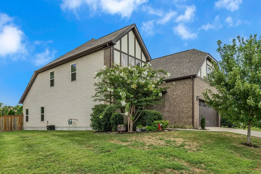 1360 Coates Ln, Gallatin, TN 37066 - #3