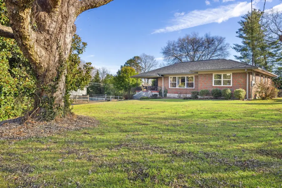 710 Belvoir Avenue, Chattanooga, TN 37412 - #3