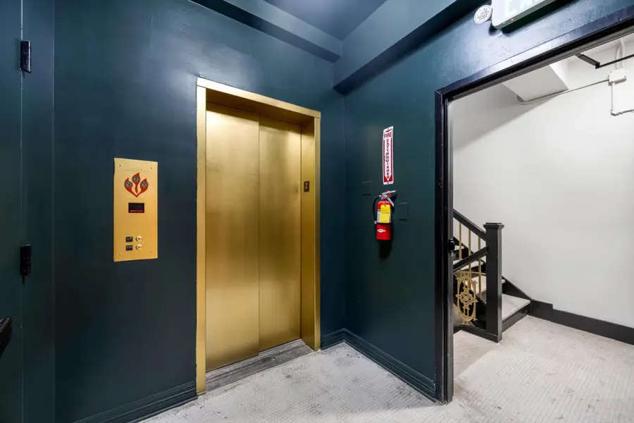 117 E 7th Street #802-A, Chattanooga, TN 37402 - #3