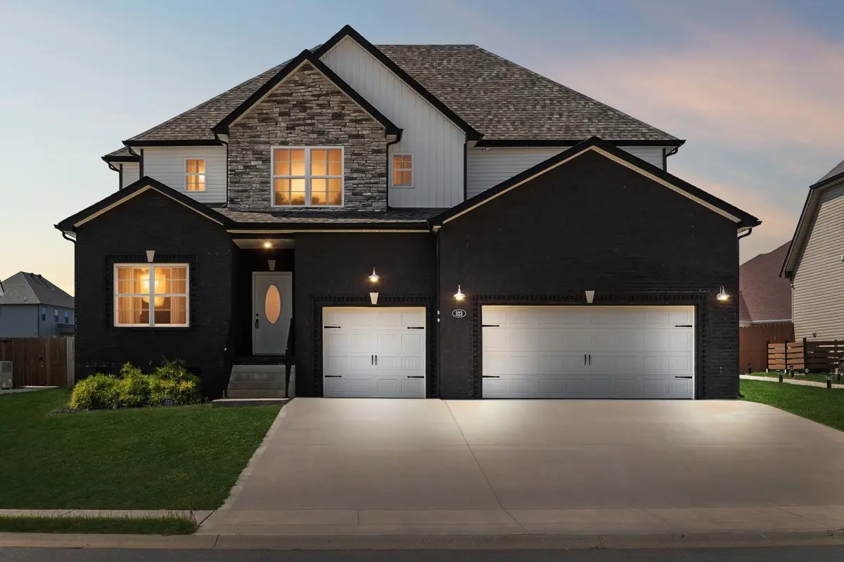 323 Bluebriar Trce, Clarksville, TN 37043 - #1