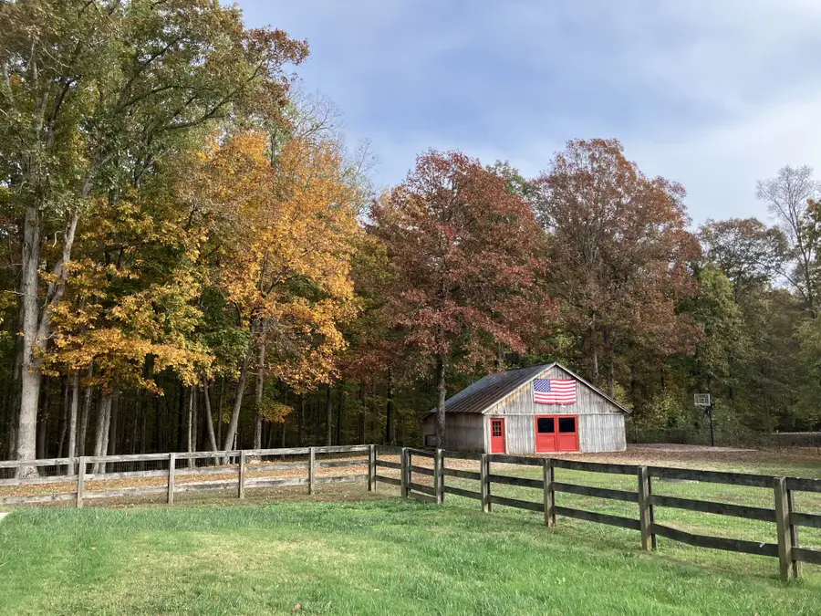 6171 Calvin Potts Rd, Primm Springs, TN 38476 - #3