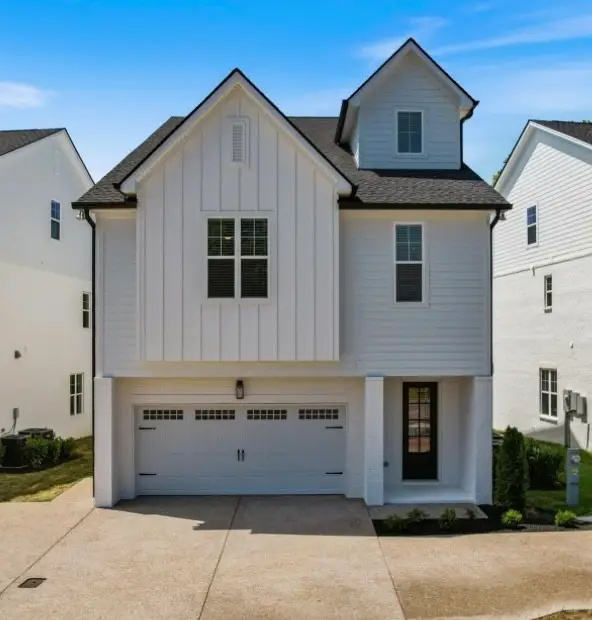 329 Old Shackle Island Rd, Hendersonville, TN 37075 - #1