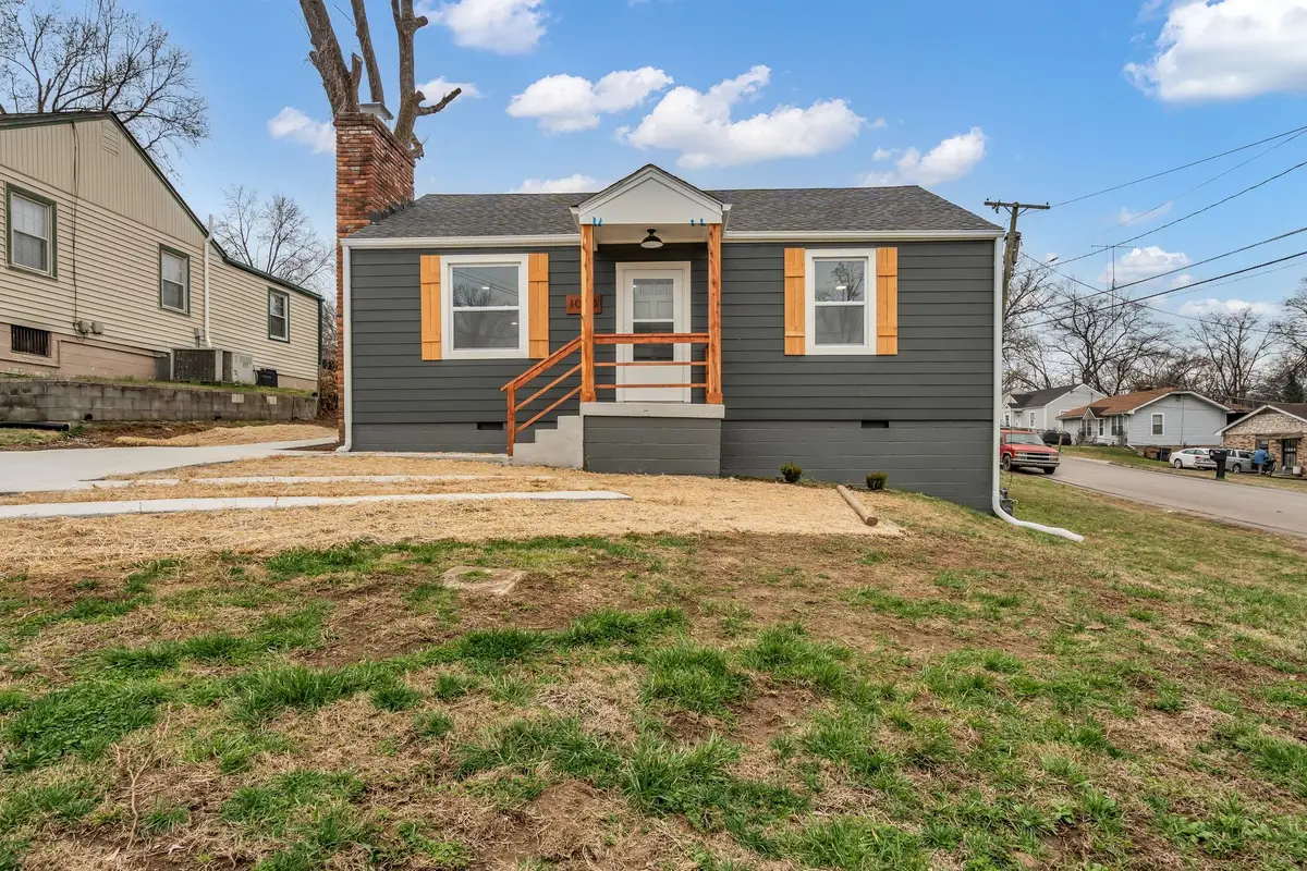 1000 W Mckennie Ave, Nashville, TN 37206 - #1