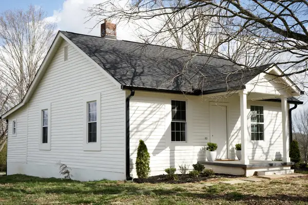 999 Old Lewisburg Hwy, Columbia, TN 38401