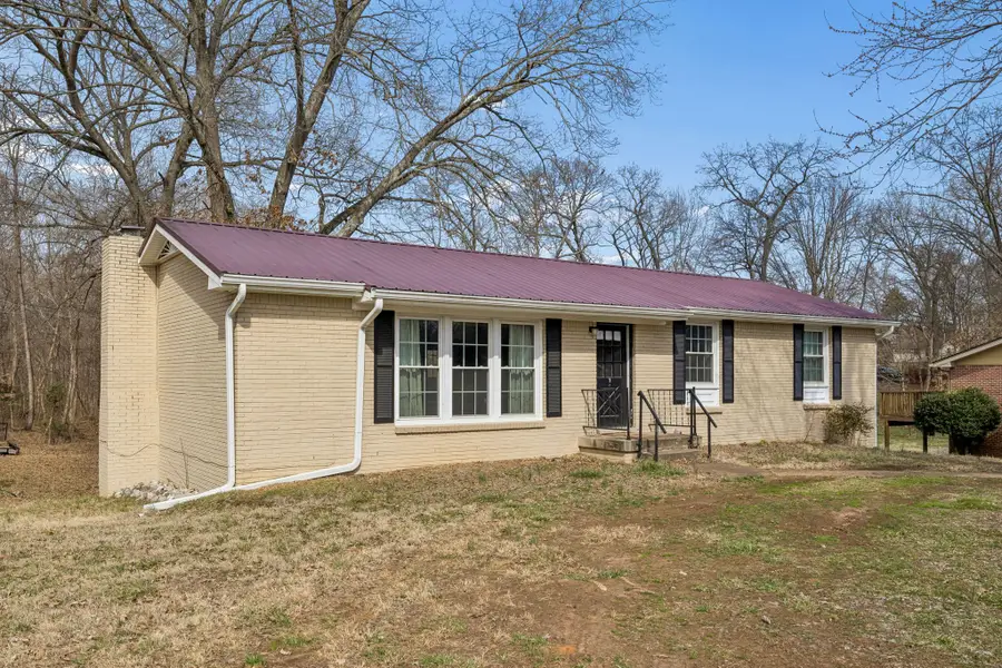 205 Shiloh Rd, Clarksville, TN 37042 - #3