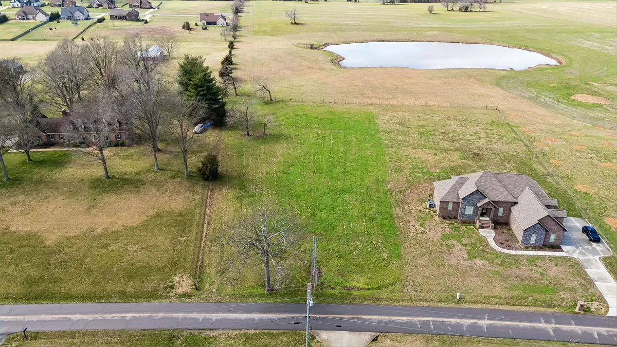 760 N Russell St, Portland, TN 37148 - #1