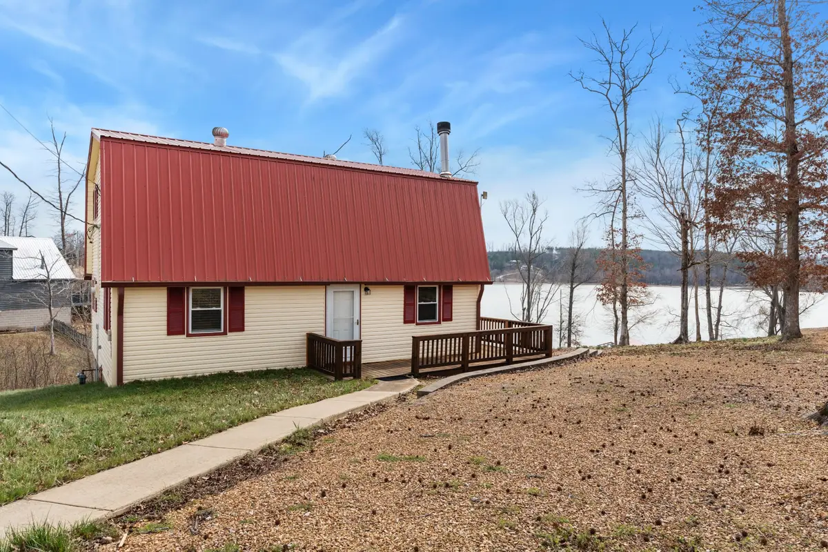 722 Driftwood Dr, Lobelville, TN 37097 - #1