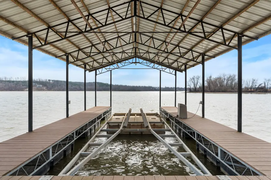 722 Driftwood Dr, Lobelville, TN 37097 - #3