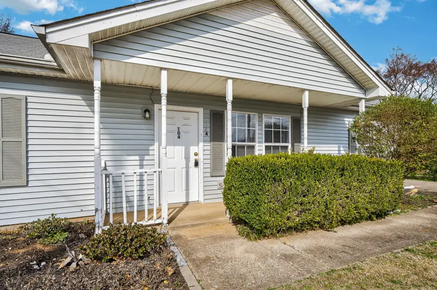 104 Riverwood Dr, La Vergne, TN 37086 - #2