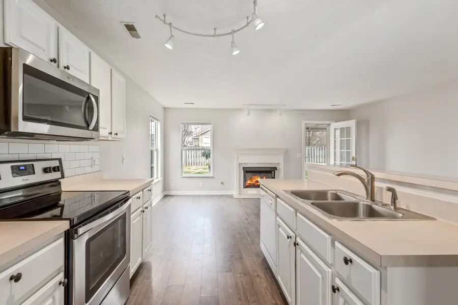 2809 Summer Hollow Ln, Hermitage, TN 37076 - #2