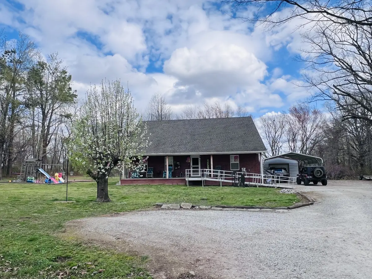 690 Monument Rd, Summertown, TN 38483 - #1