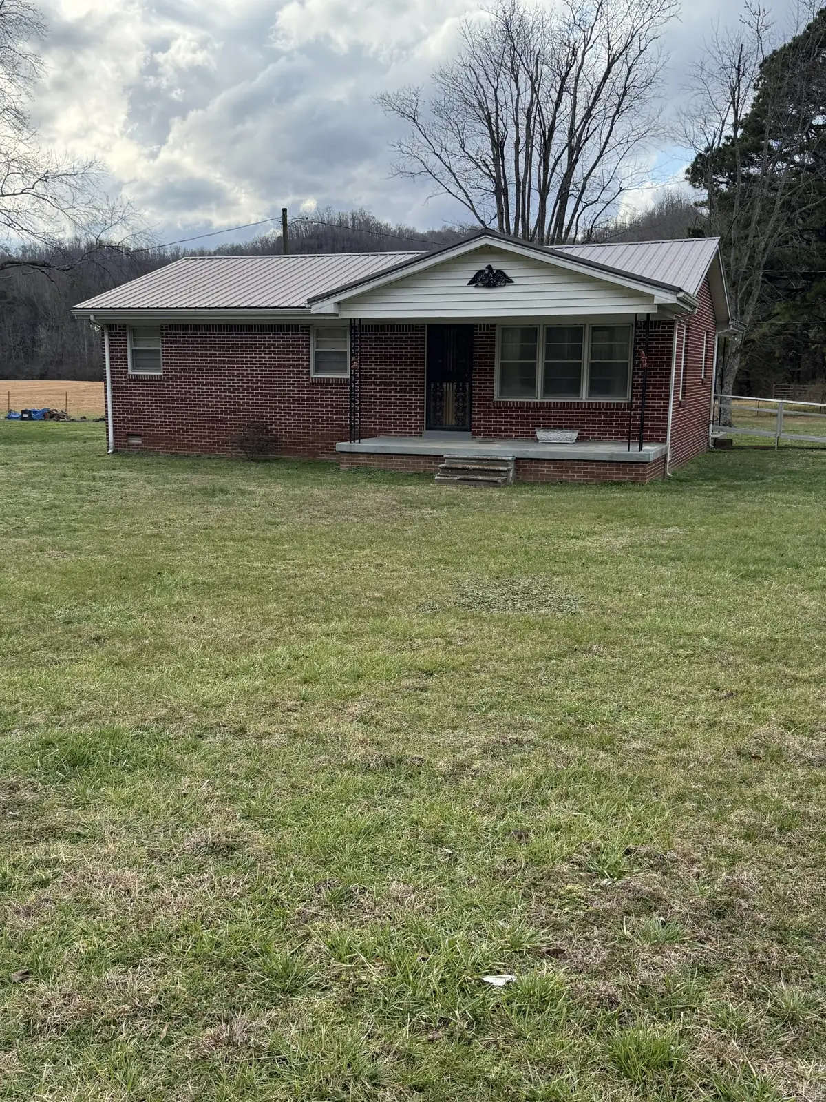 1723 N Grundy Quarles Hwy, Gainesboro, TN 38562 - #1