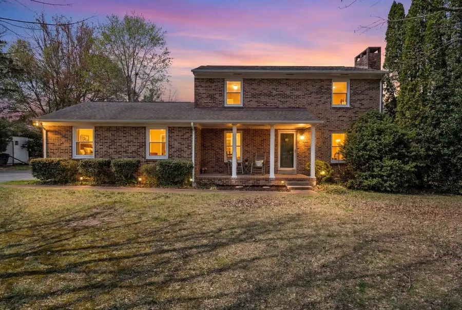 203 Twelve Oaks Rd, Tullahoma, TN 37388 - #2