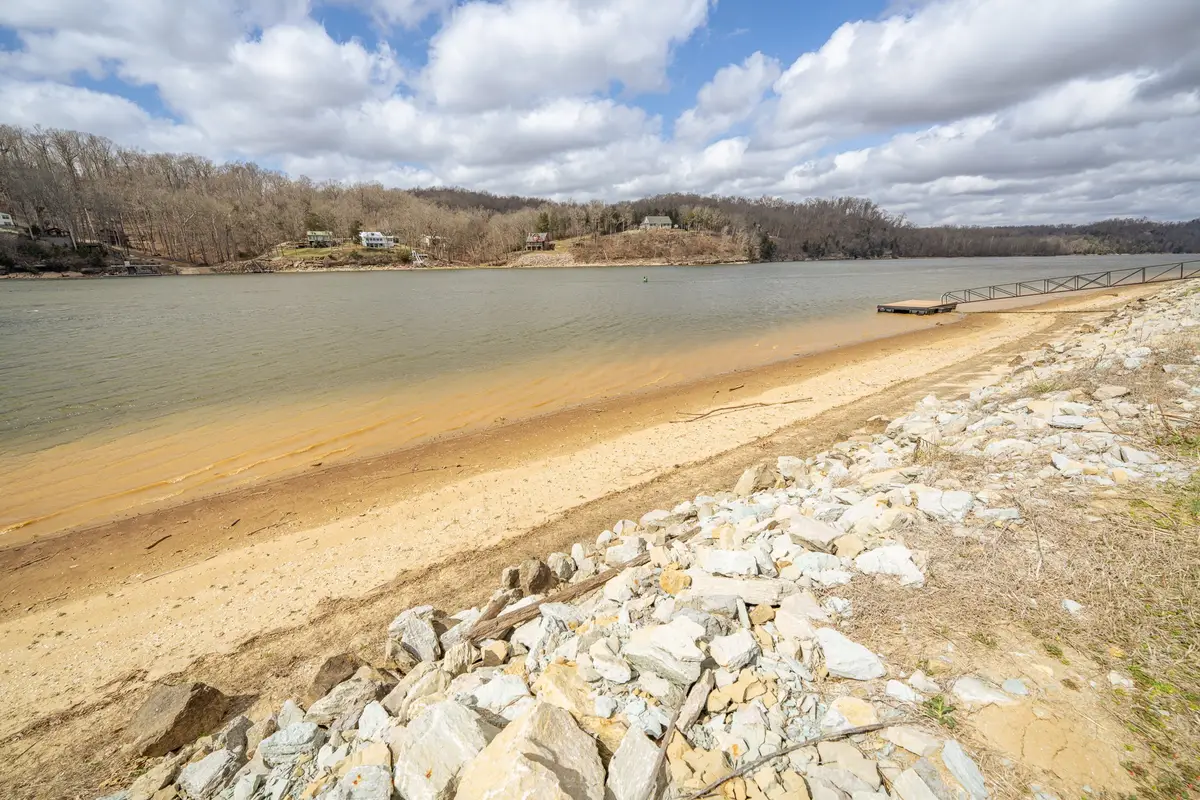 1987 Hardin Bottom River Rd, Clifton, TN 38425 - #1