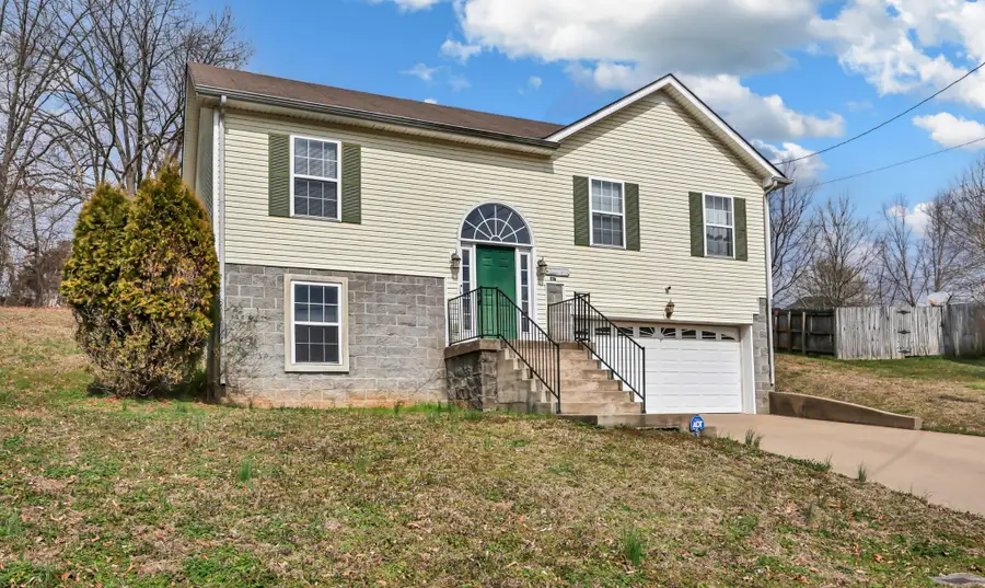 1116 Gunpoint Dr, Clarksville, TN 37042 - #3