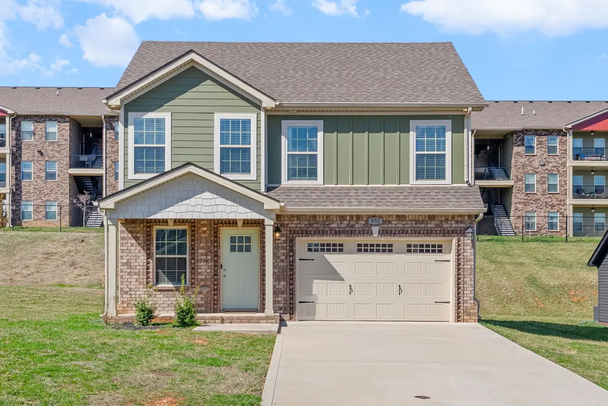 832 Lillian Grace Dr, Clarksville, TN 37043 - #1