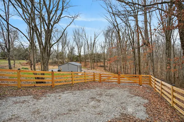 6169 Huffman Rd, Goodlettsville, TN 37072