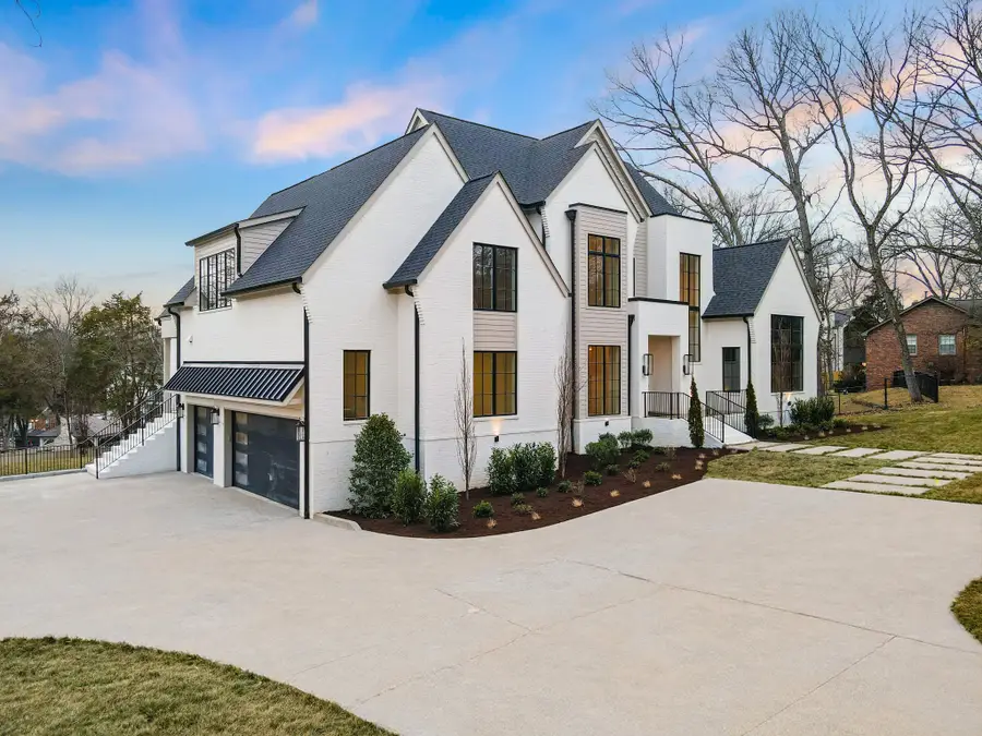 735 Richfield Dr, Nashville, TN 37205 - #3